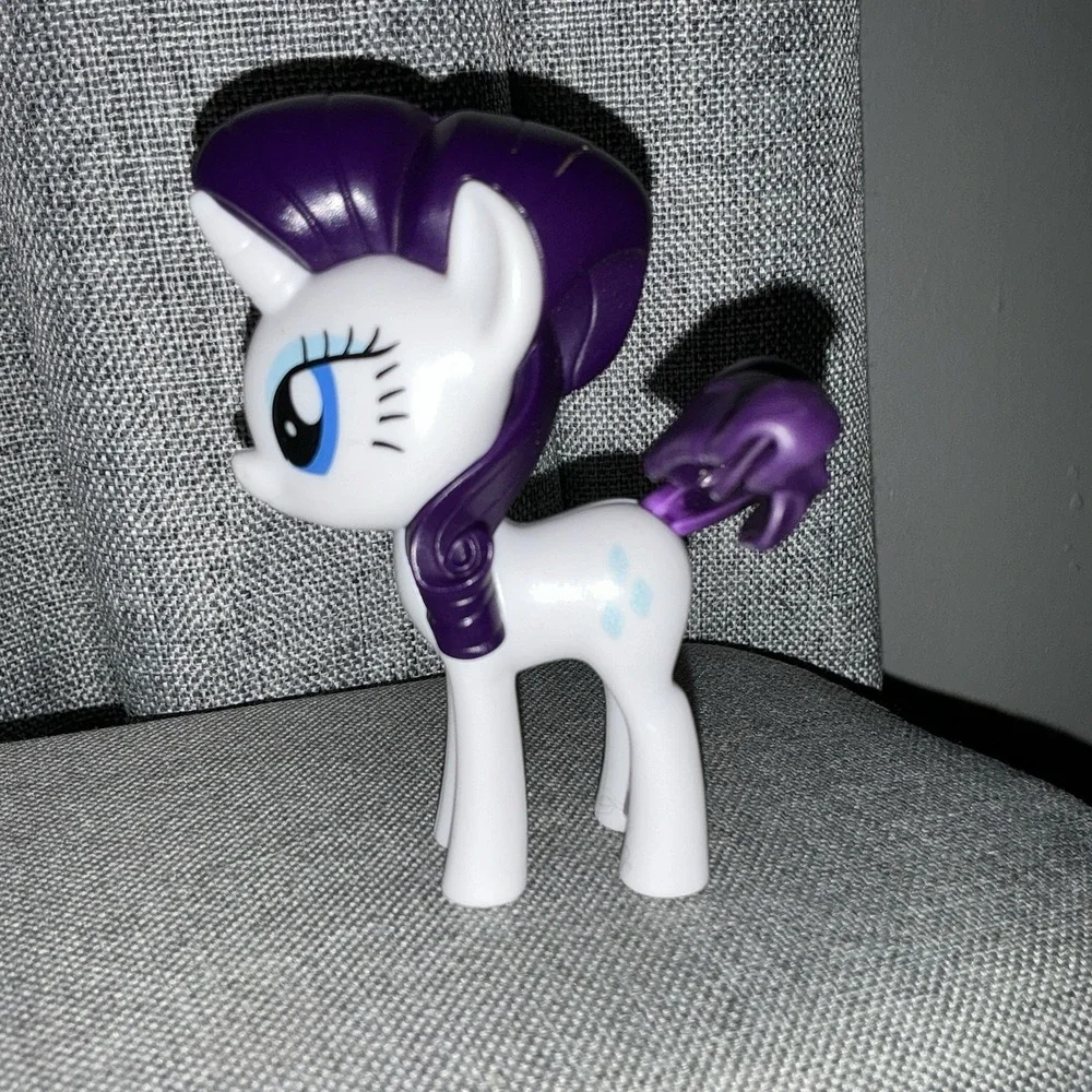 Burger King My Little Pony‎ Rarity White Unicorn Purple Generosity Cake Top